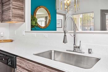 Subway tile kitchen backsplash*